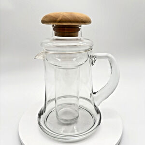 Vintage Glass Pitcher Decanter Ice Insert Cooling Water Wine Tea 9.75"